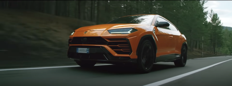 LAMBORGHINI URUS - Commercial